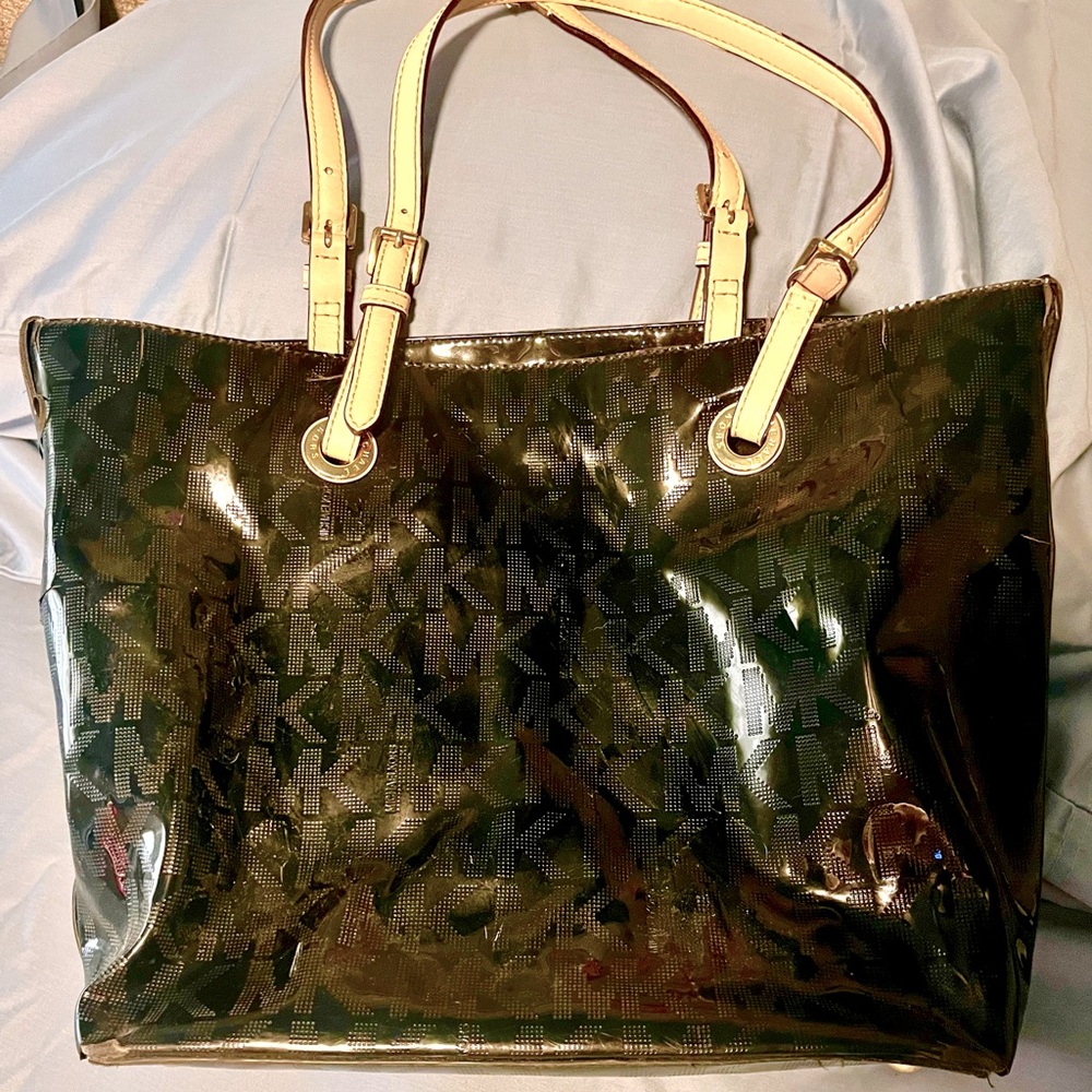 Black Michael Kors shoulder bag